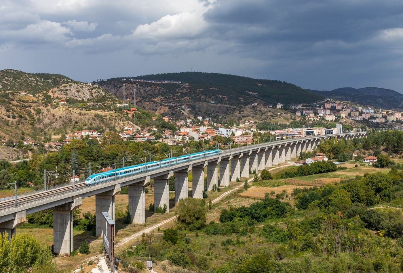 YHT train at Bilecik